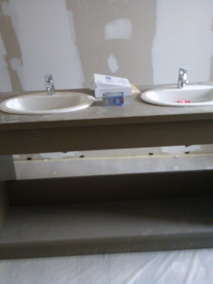 Meuble de salle de bain sur mesure à deux vasques