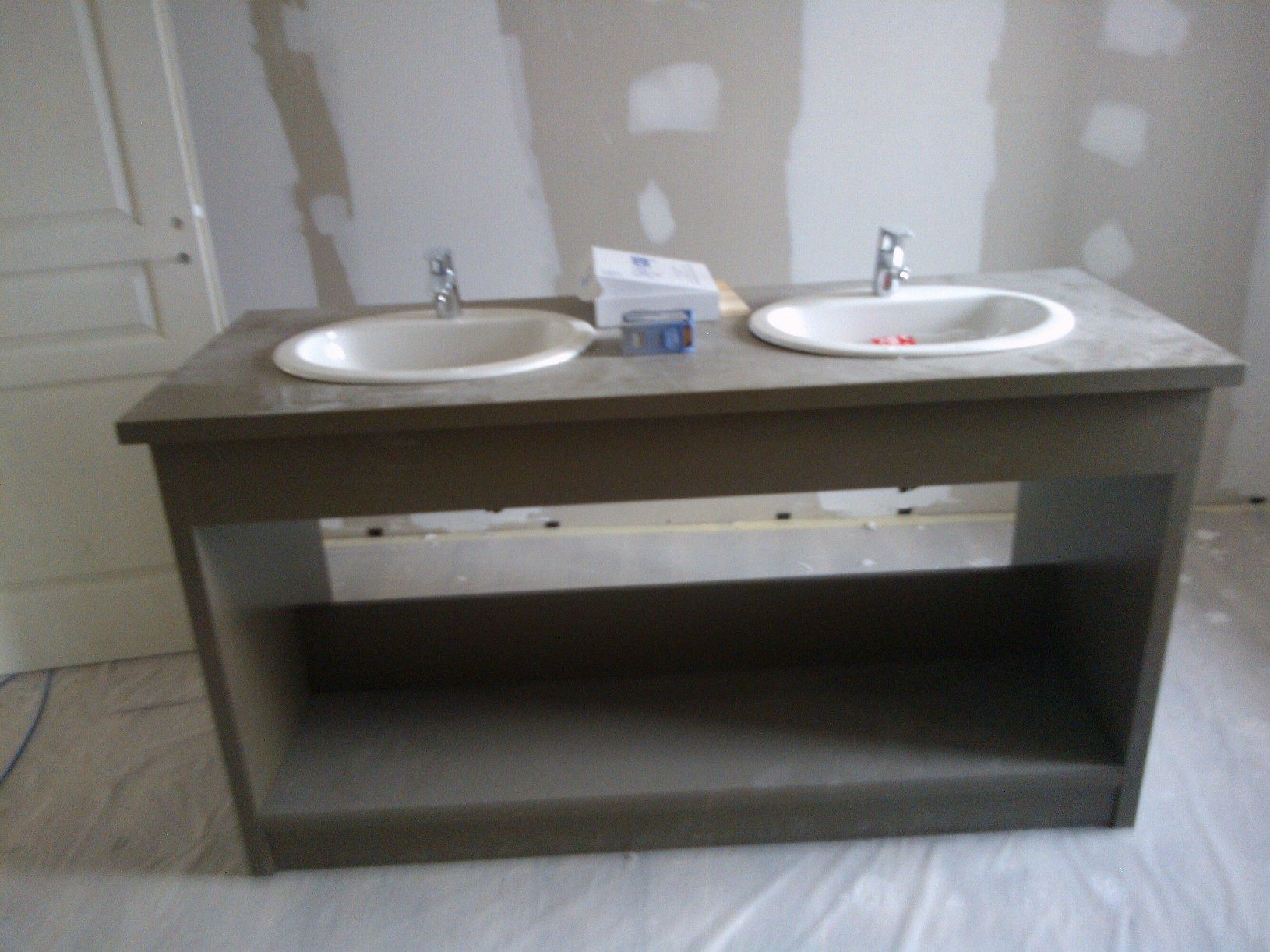 Meuble de salle de bain sur mesure — vue 1